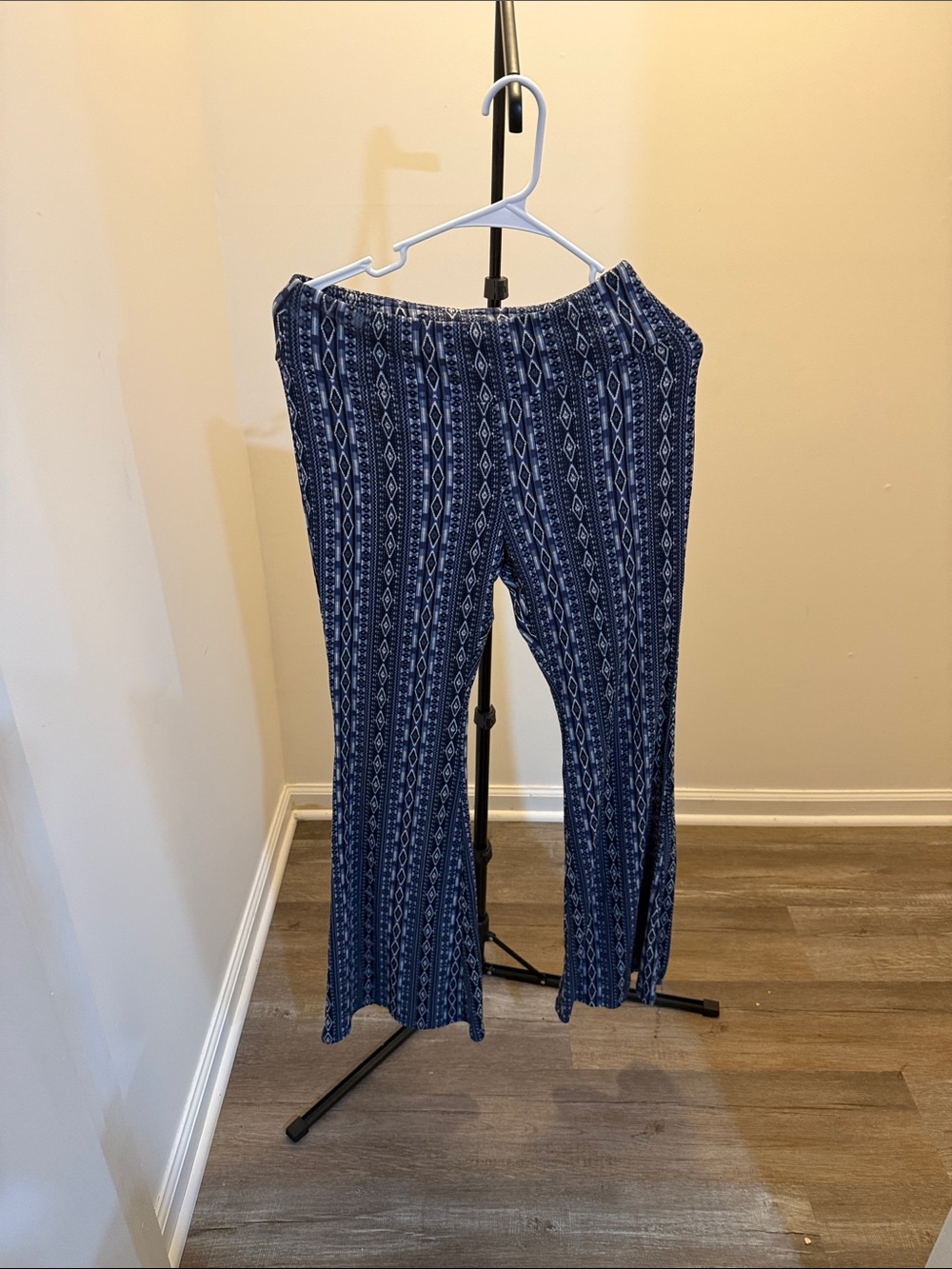 No Boundaries Blue Patterned Leggings